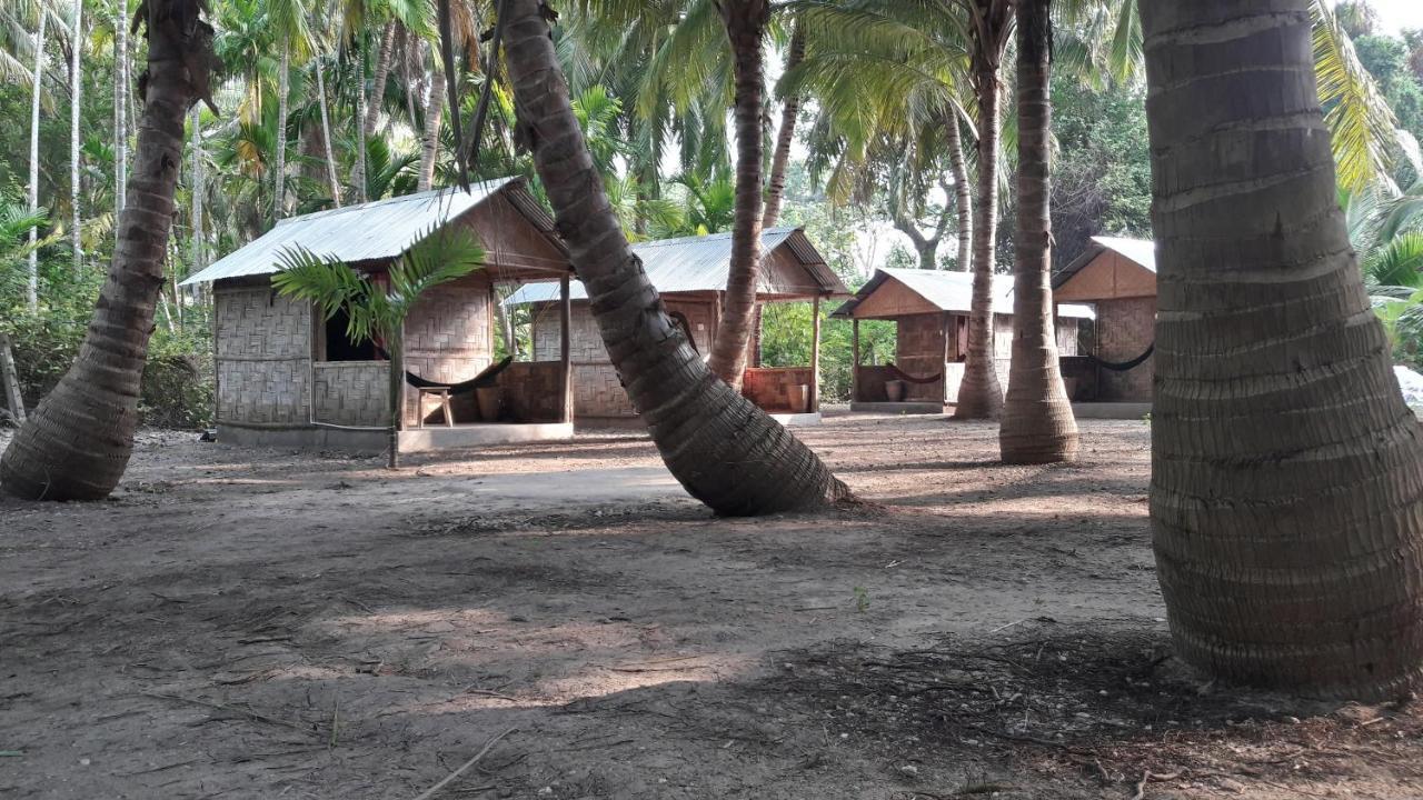 Elephant And Four Wise Men Resort Ram Nagar Buitenkant foto